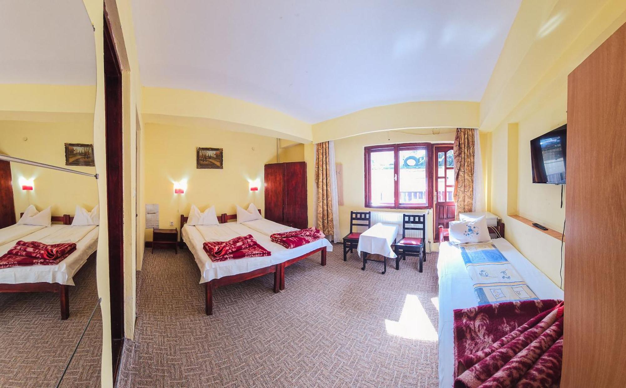 Pensiune Turistica Milcov-Vladet Predeal Exterior foto