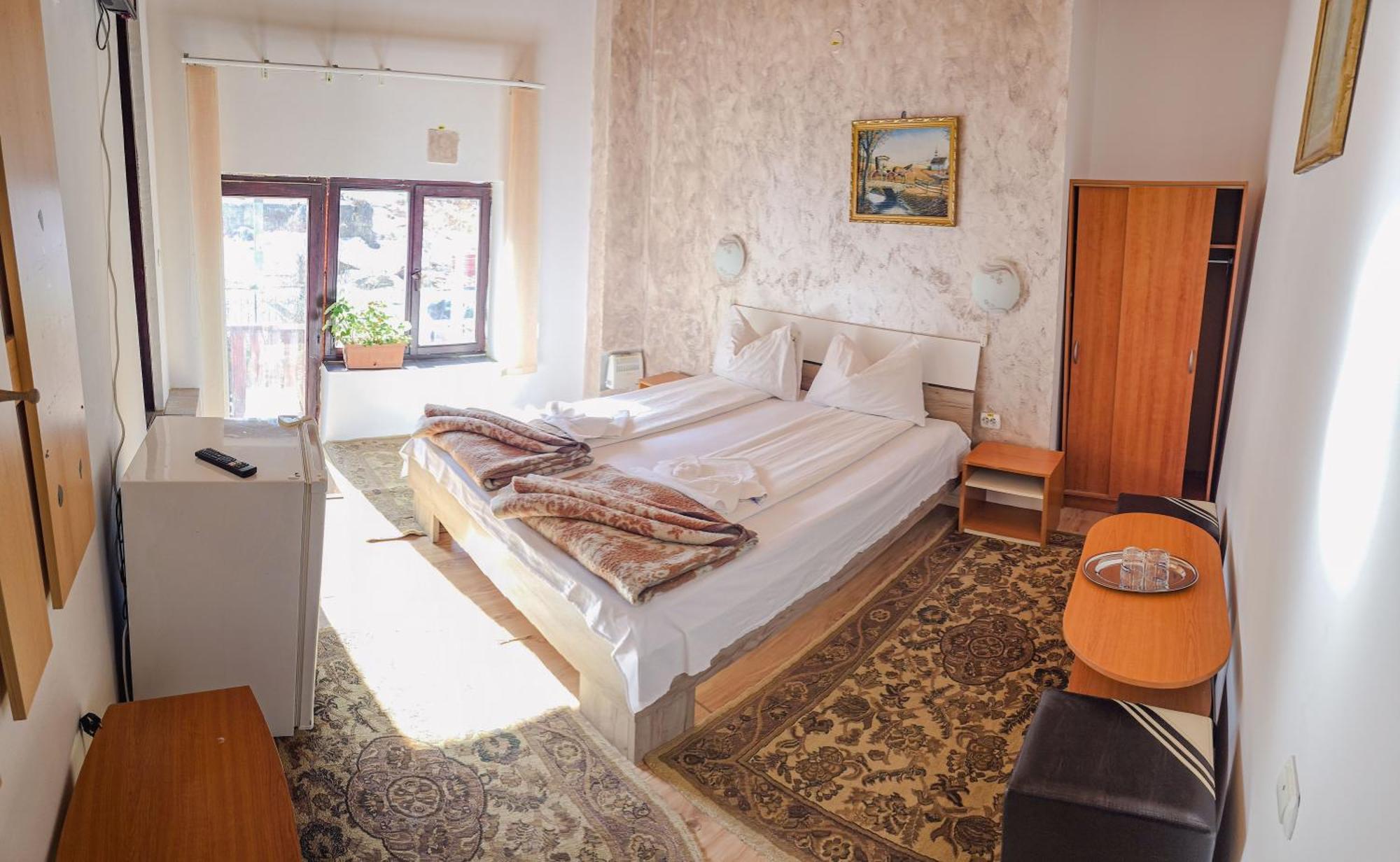 Pensiune Turistica Milcov-Vladet Predeal Exterior foto
