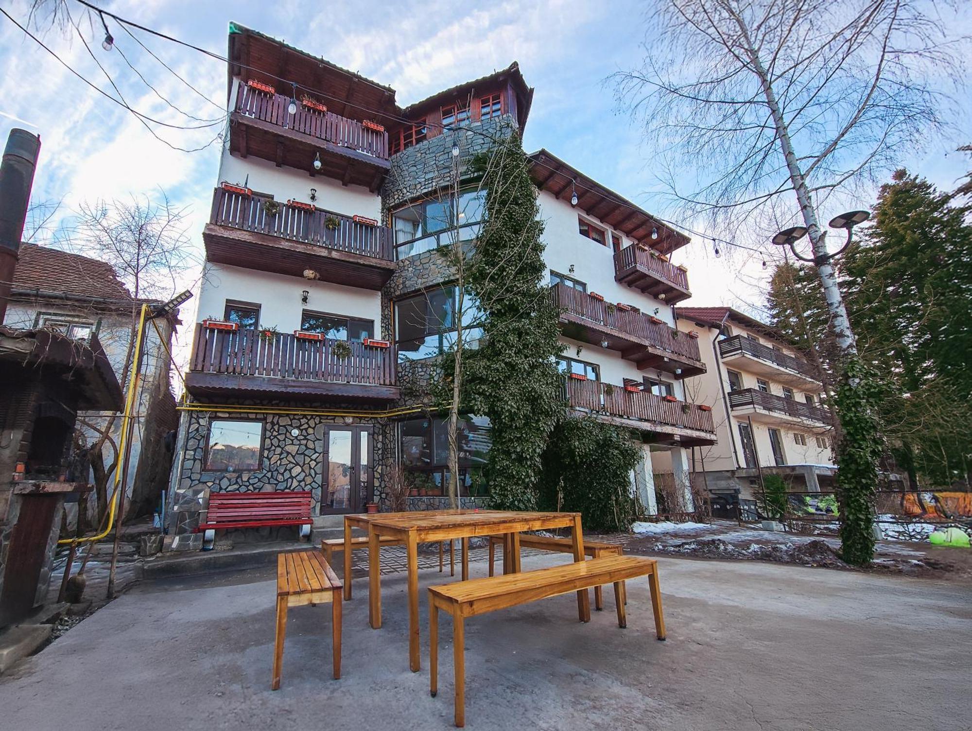Pensiune Turistica Milcov-Vladet Predeal Exterior foto